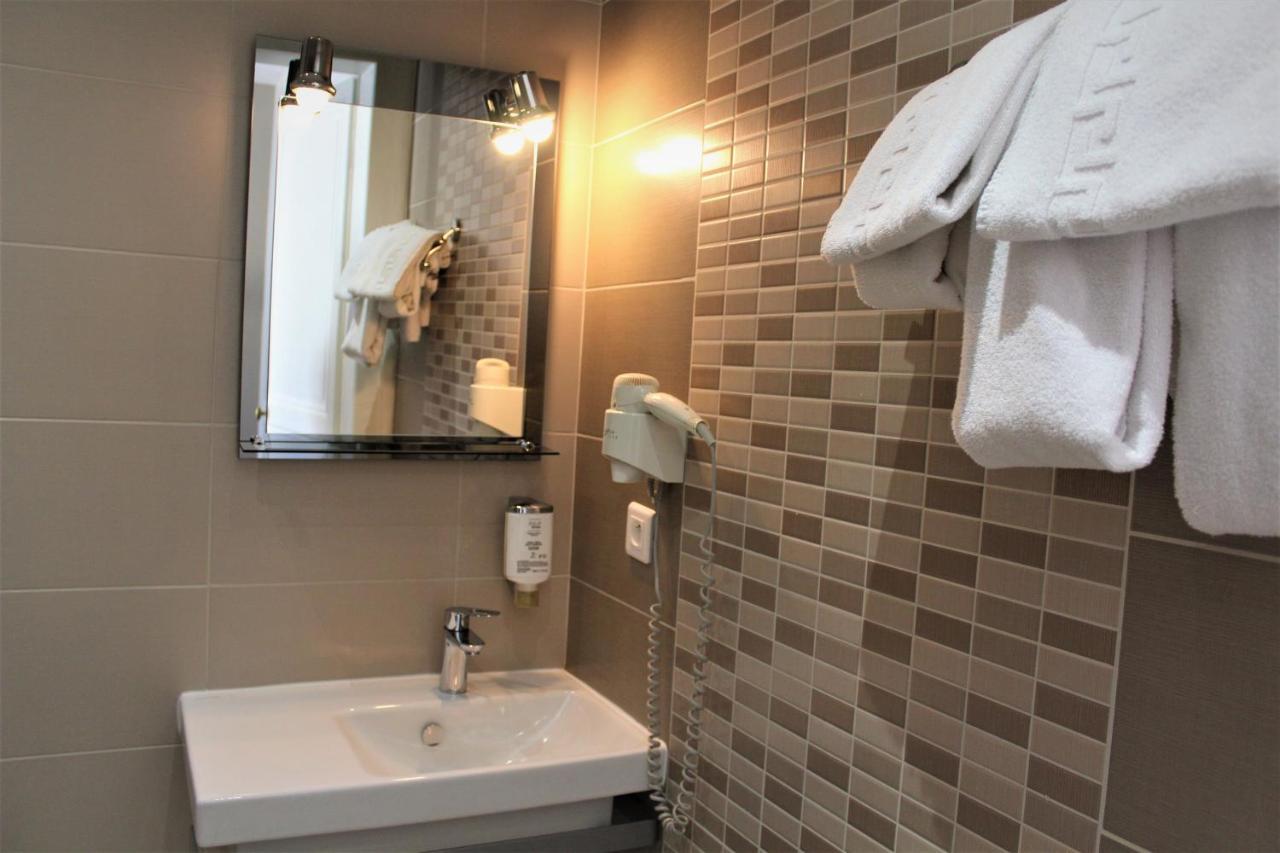 Royal Hotel Angers Eksteriør billede
