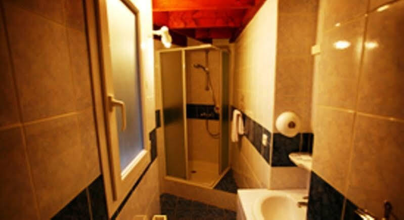 Royal Hotel Angers Eksteriør billede
